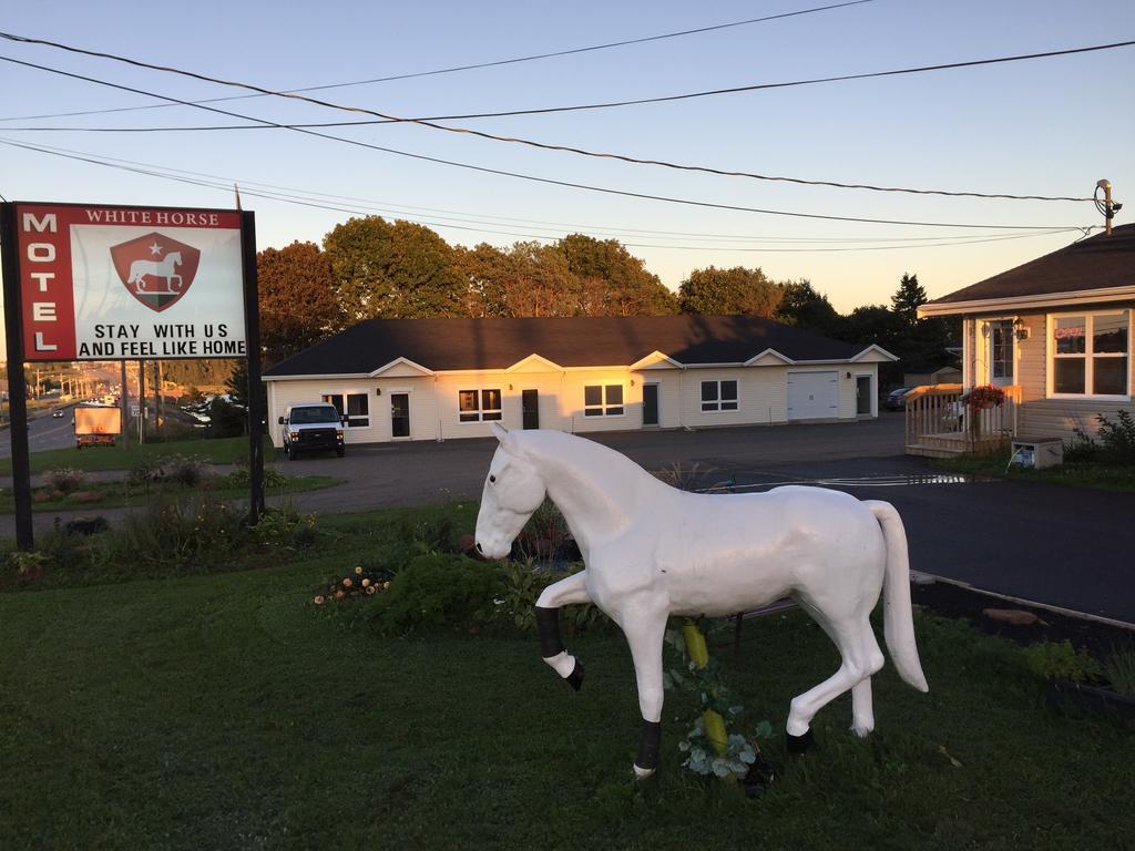 The White Horse Motel Cornwall Kültér fotó