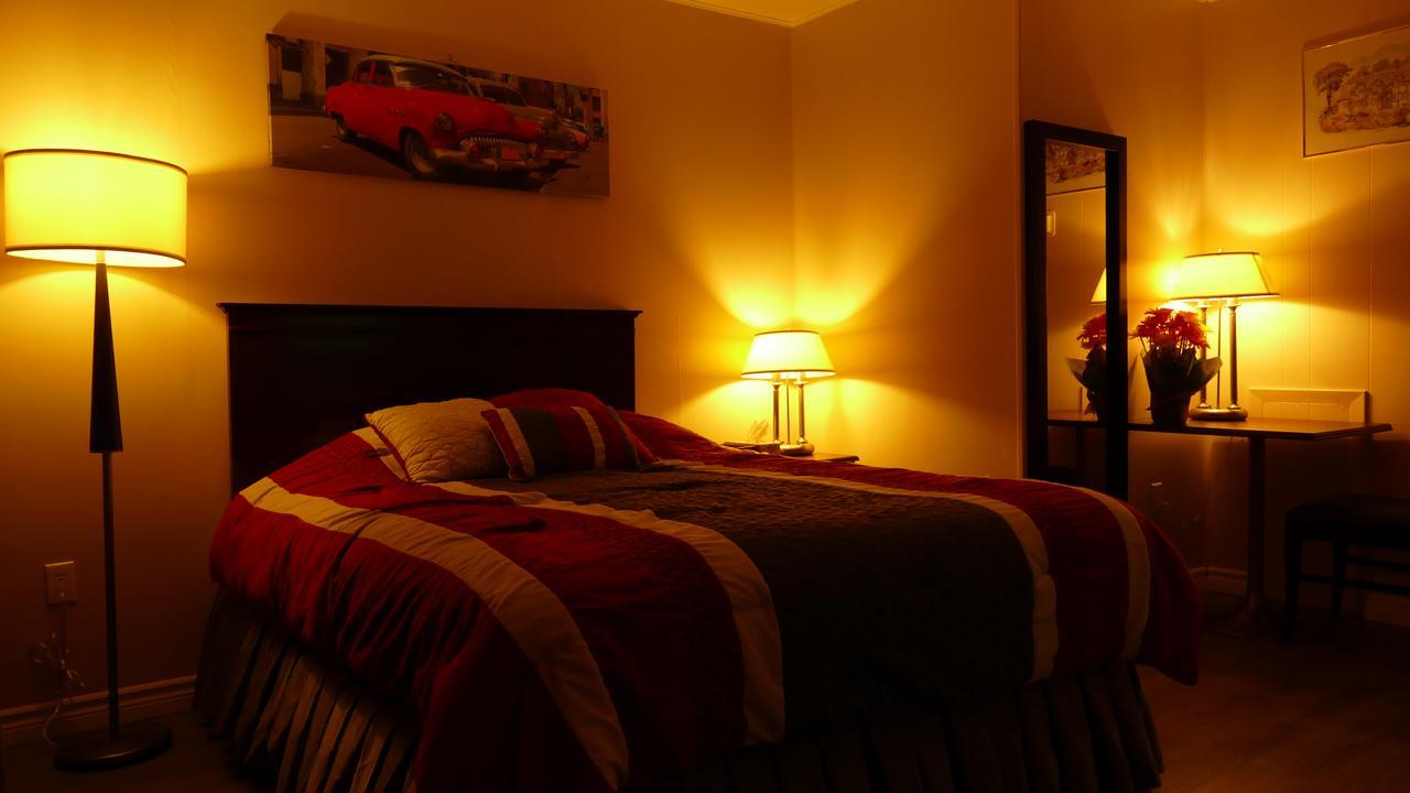 The White Horse Motel Cornwall Kültér fotó